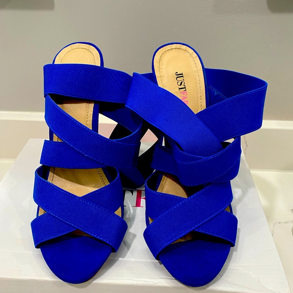 Size 10 Royal blue sandals heels
